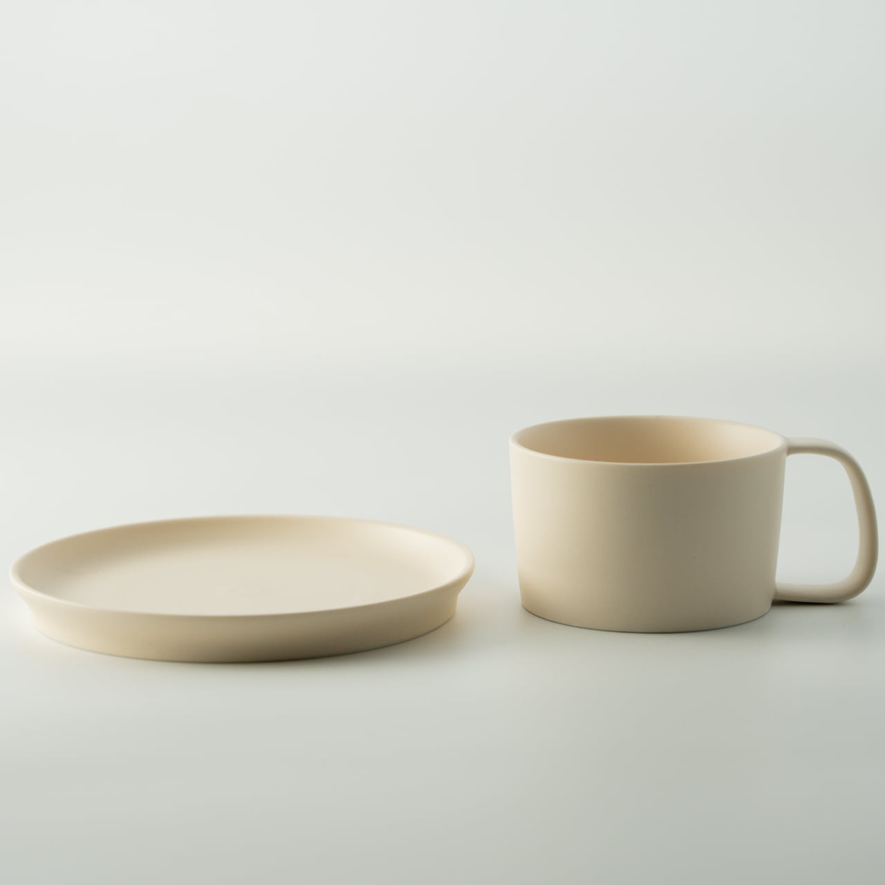 moment cup & sauser set