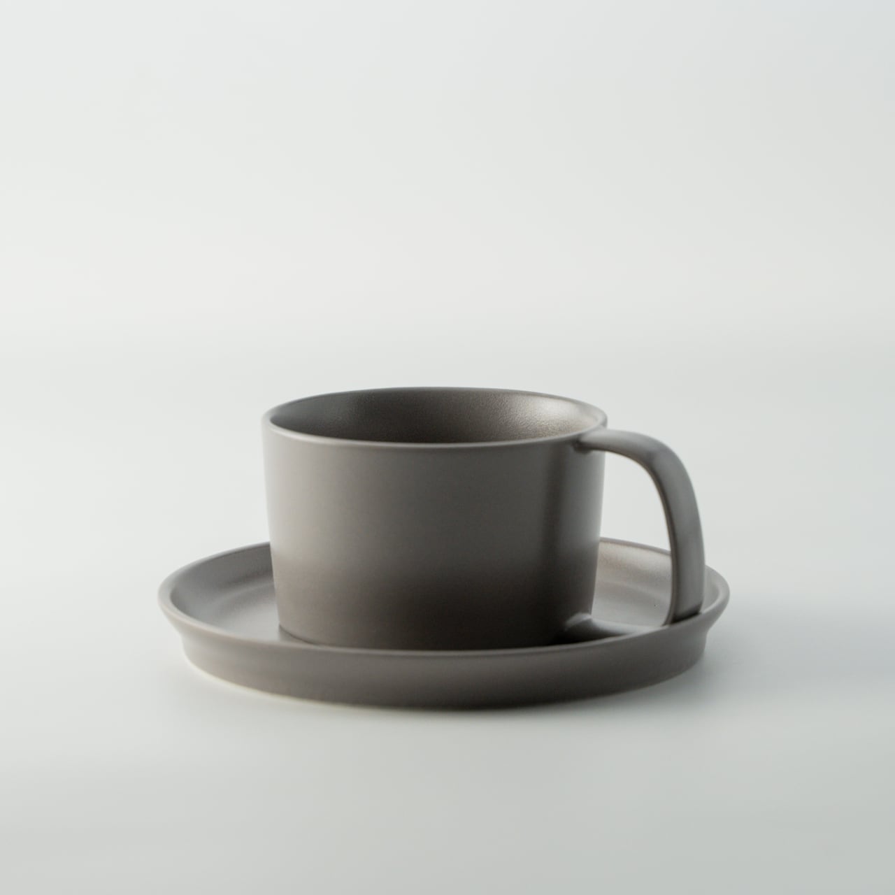 moment cup & sauser set