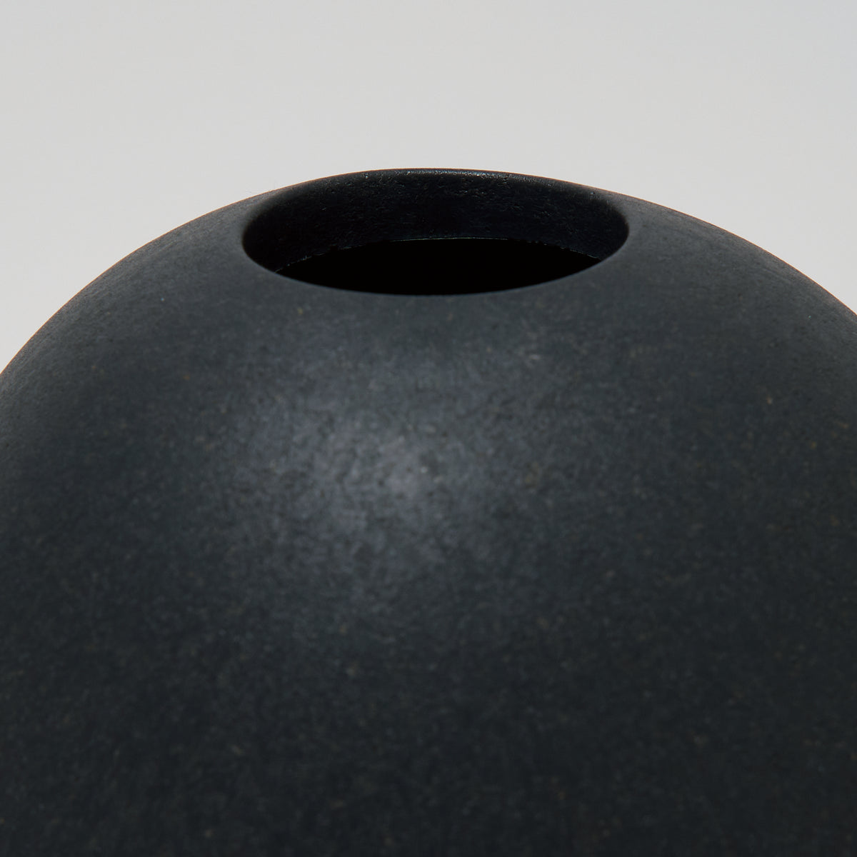 Flower vase