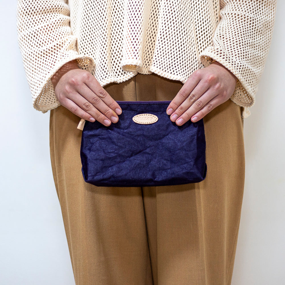 gusset pouch