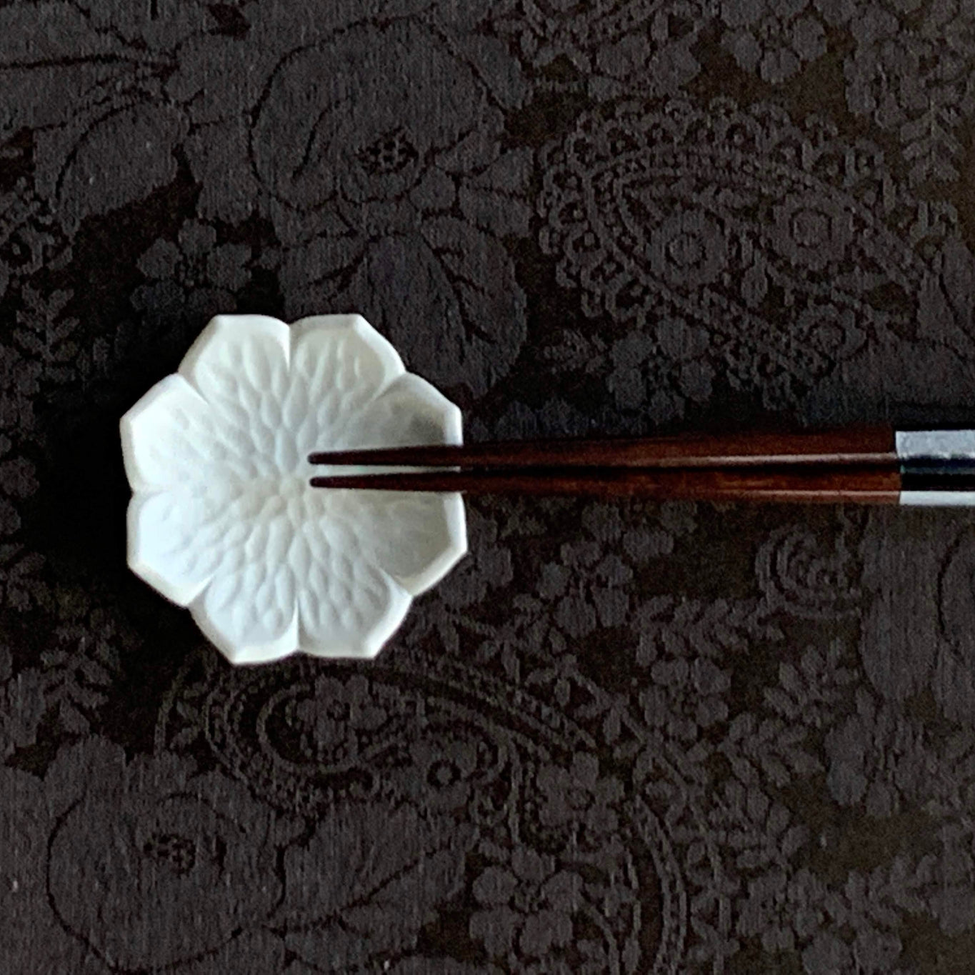 桔梗型豆皿 (箸置き)
