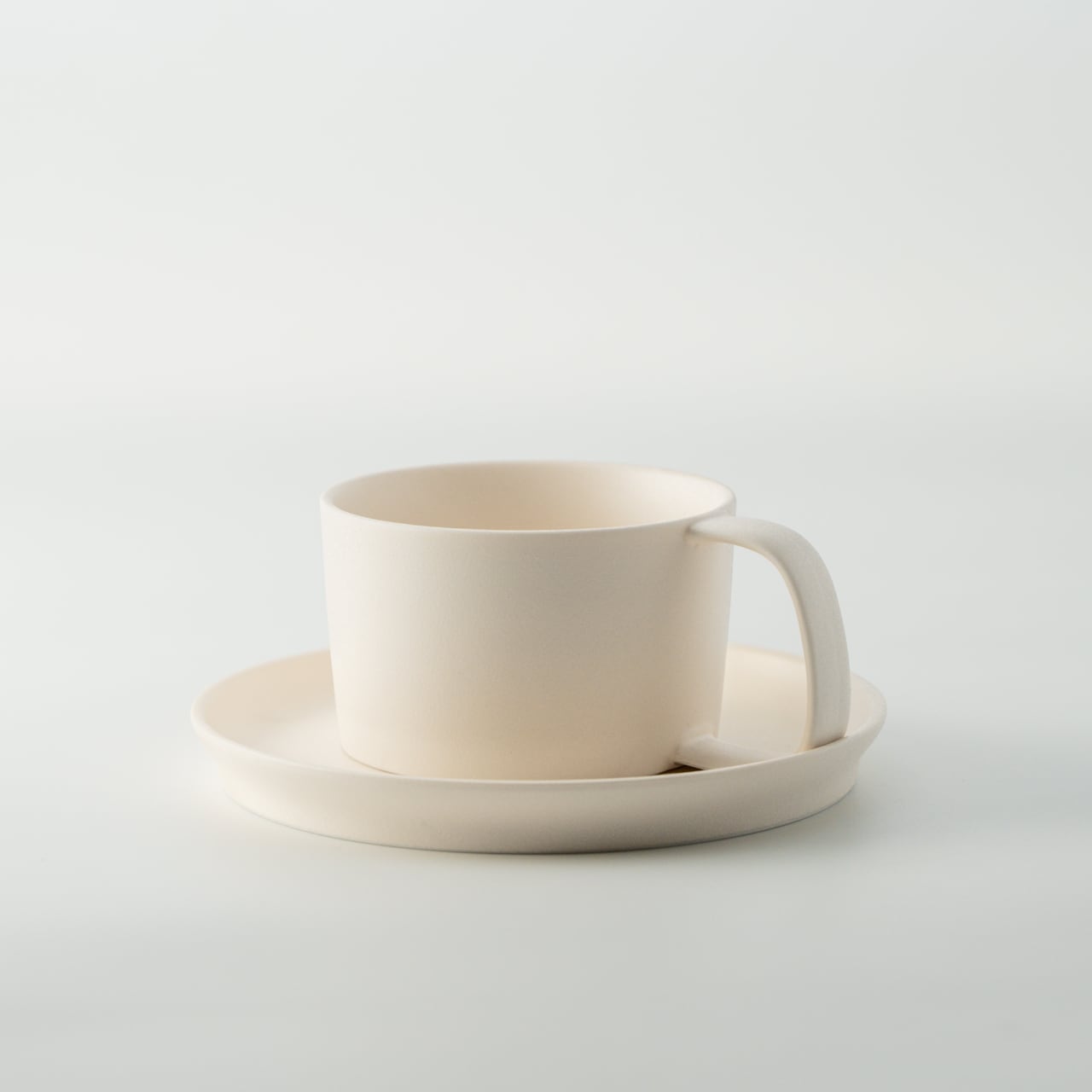 moment cup & sauser set