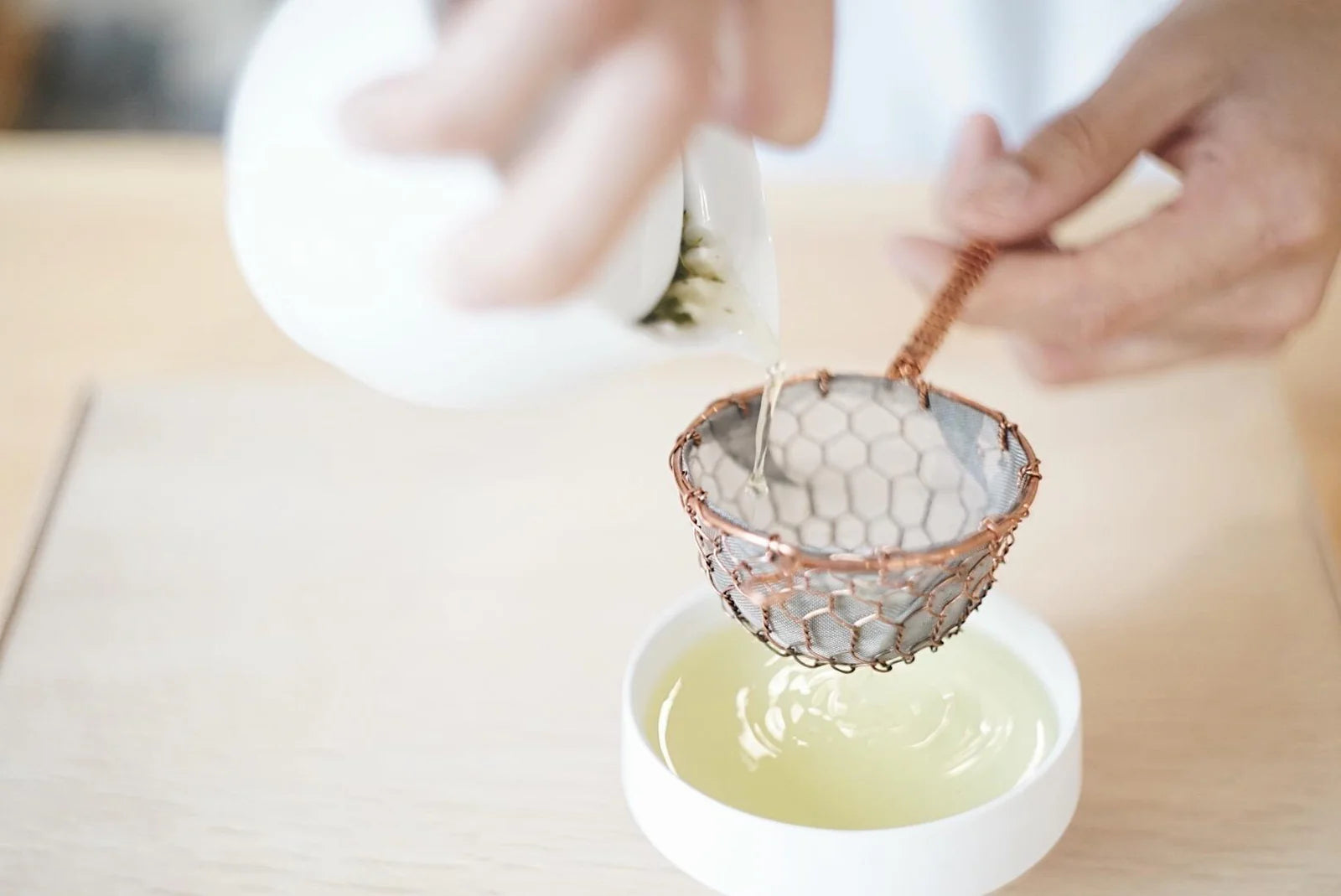【送料20%OFF】デスクでも心地よく使える、湯呑みとお茶のセット