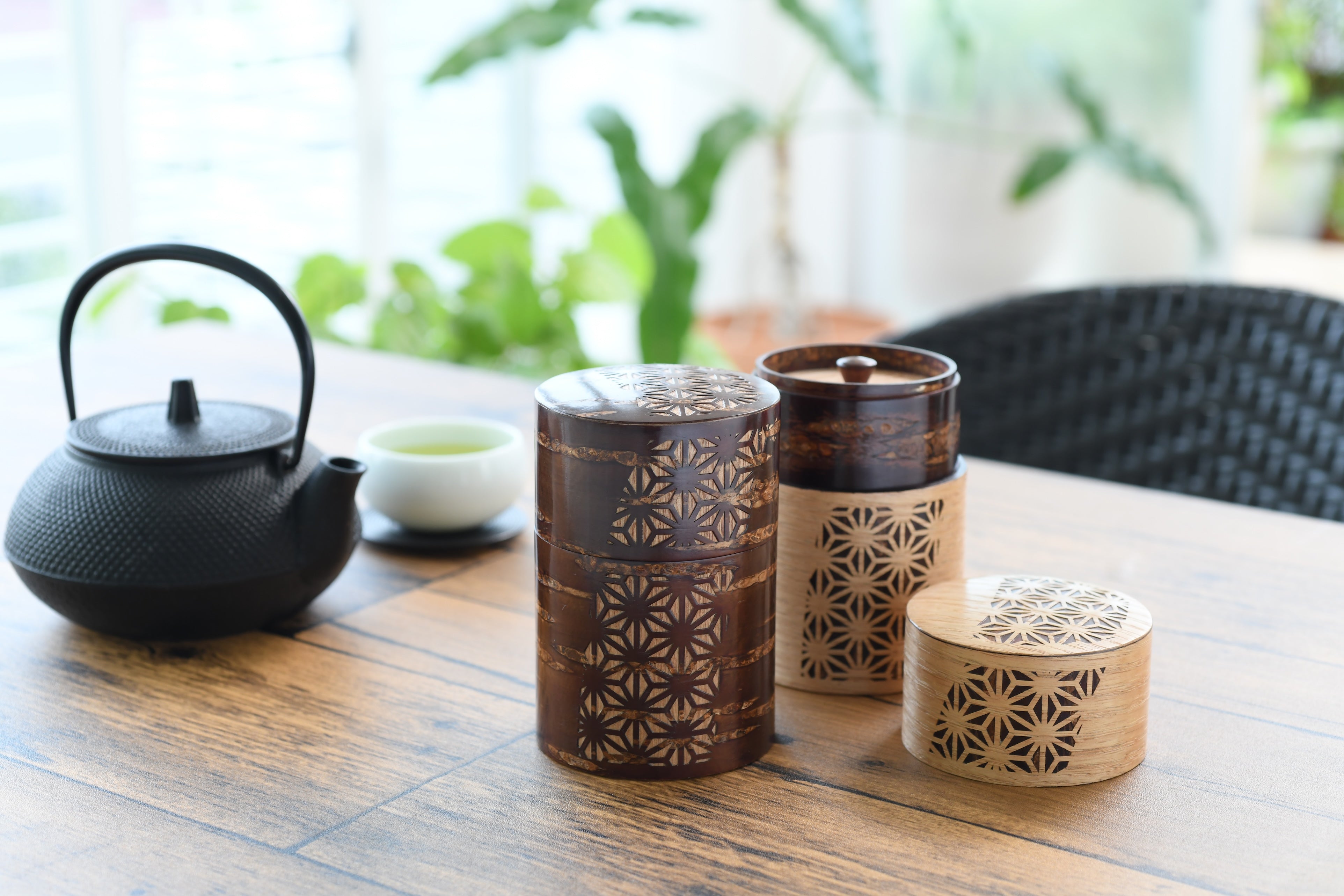 桜樺細工の茶筒