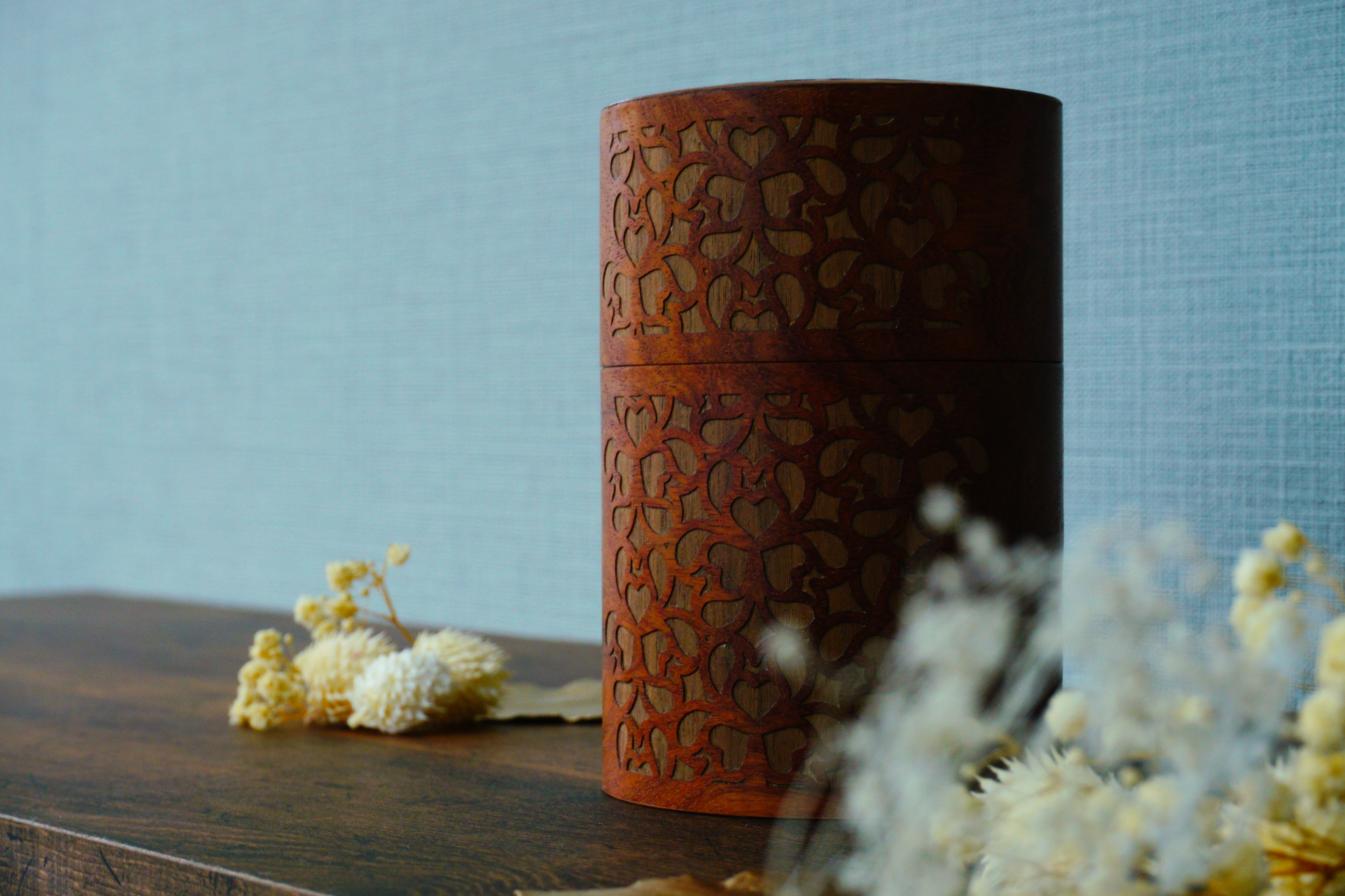 桜樺細工の茶筒